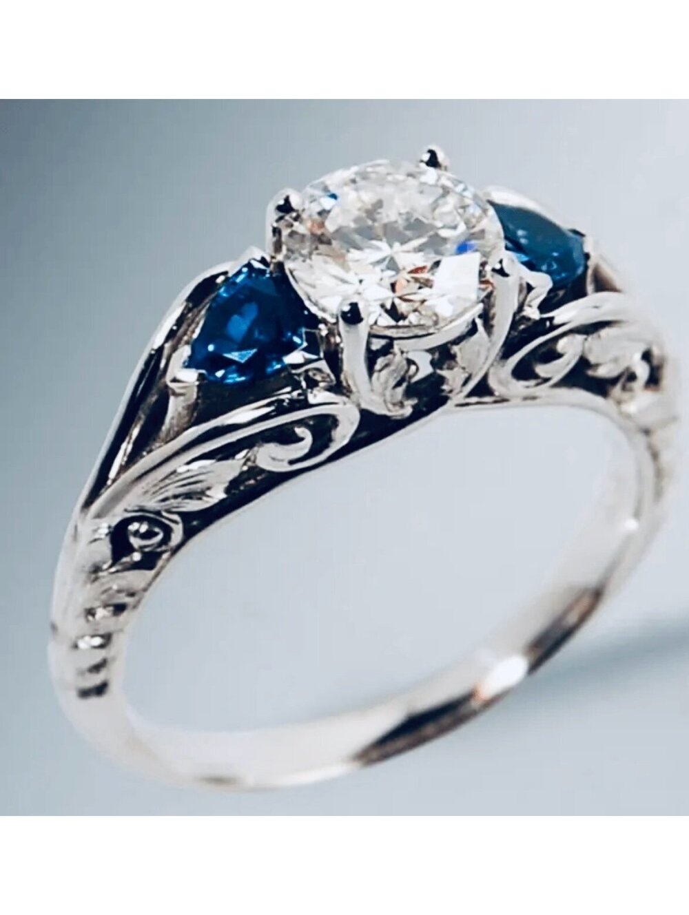 New - Vintage-Inspired Zircon Inlaid Silver Ring - Size 7